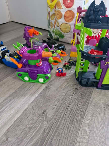 Photo of free Toys * (Currie EH14) #4