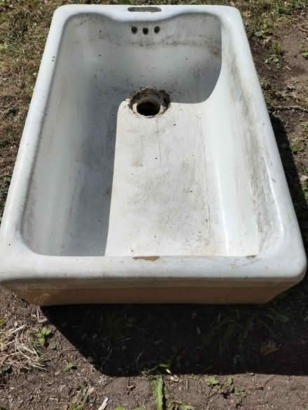 Photo of free Small Sink for Plants or Garden (Tiptree CO5) #4