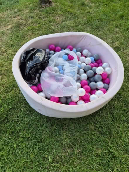 Photo of free Ball pit (Royton OL2) #1