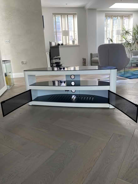 Photo of free TV Stand/Table (Esher KT10) #2