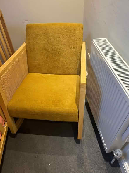 Photo of free Rocking chair, bookshelf & rug (Birmingham) #1