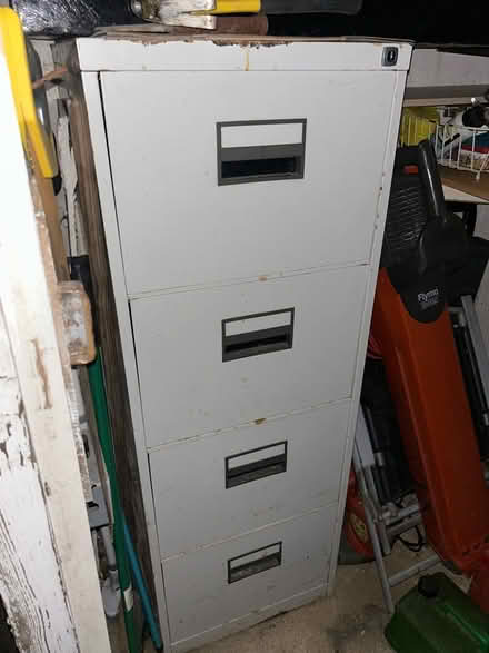 Photo of free Grey Metal 4-Drawer Filing Cabinet, No Key (Greengates BD10) #1