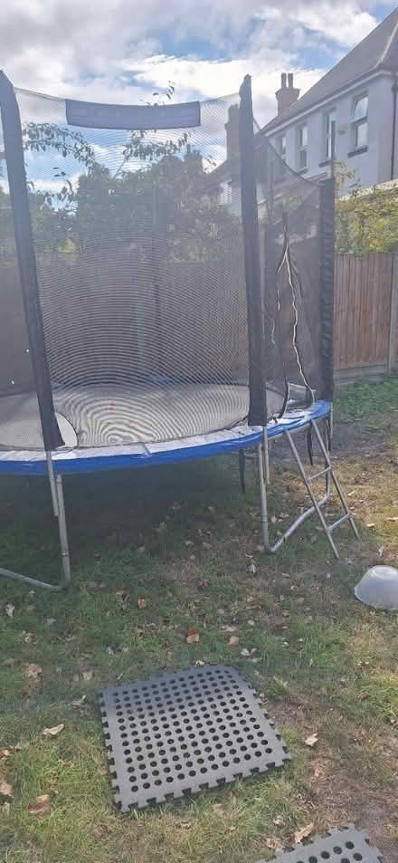 Photo of free Songmics 10ft trampoline (BR1 Bromley/Downham) #1