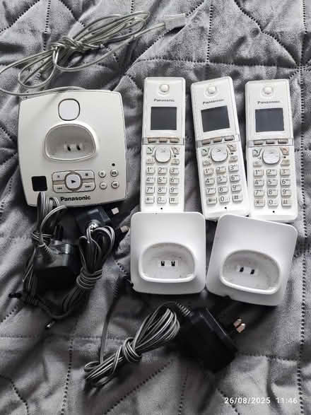 Photo of free Cordless phone set (Great Moor SK7) #1
