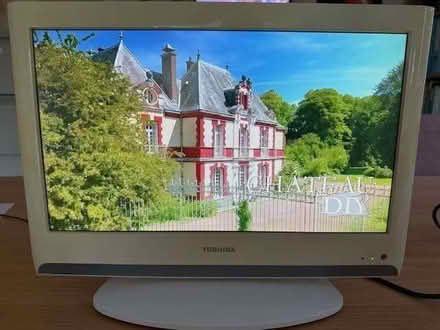 Photo of free 19 Inch Toshiba TV (Nailsworth GL6) #1