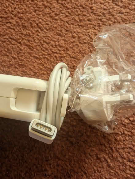 Photo of free Old MacBook Charger A1184/A1330/A1344 (Mold CH7) #4