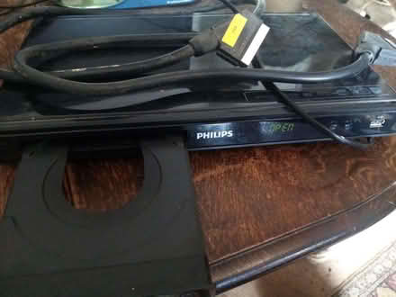 Photo of free Philips DVD player (Hillsborough S6) #1