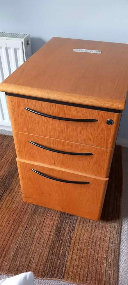 Photo of free Pedestal on wheels (Histon) #3