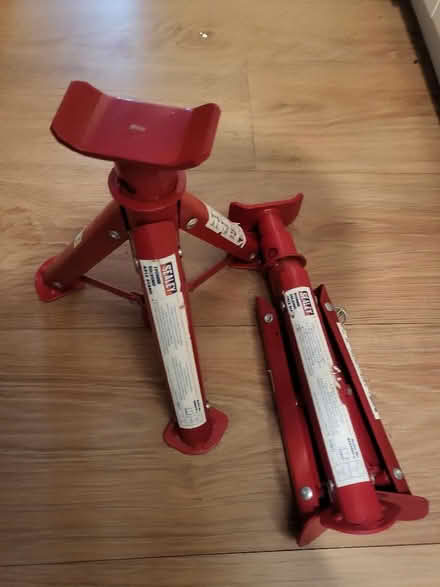 Photo of free Axle stands (Old Town SG1) #1