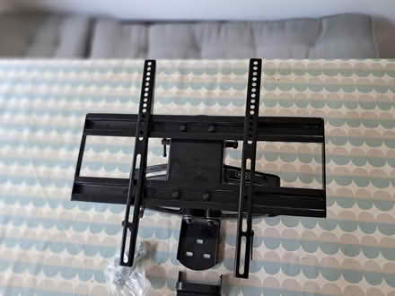 Photo of free TV Wall Mount (Sevenoaks, TN13) #2
