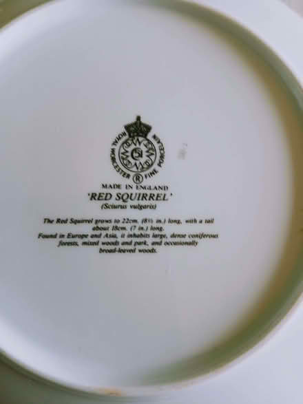 Photo of free Royal Worcester decorative plate (Minster Lovell OX29) #2