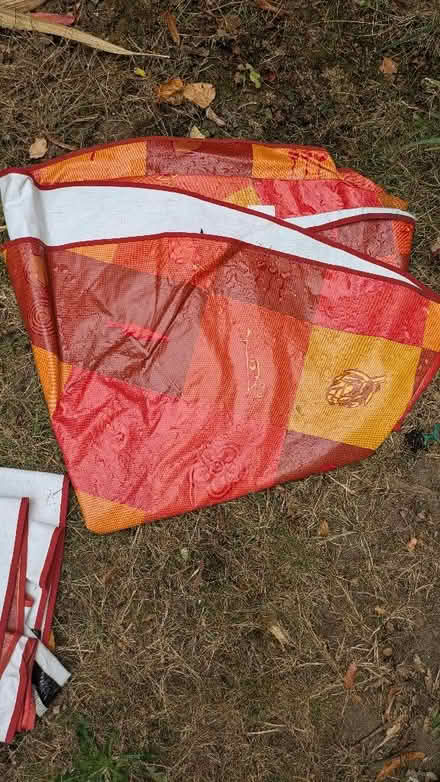 Photo of free Round plastic table cloth (Leckhampton GL53) #1