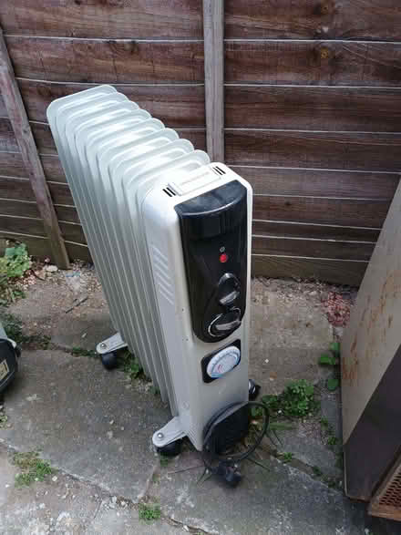 Photo of free Oil filled electric rad (Abbey Wood SE2) #1