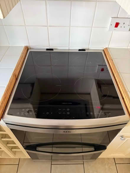 Photo of free Oven (Northborough) #2