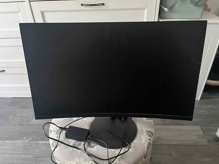 Photo of free Koorui 27’ curved monitor faulty (BS7) #1