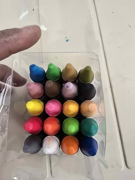 Photo of free Crayons - Wilko (IP4) #2