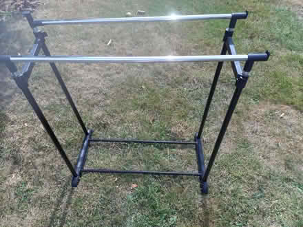 Photo of free clothes rail (Twyford RG10) #2