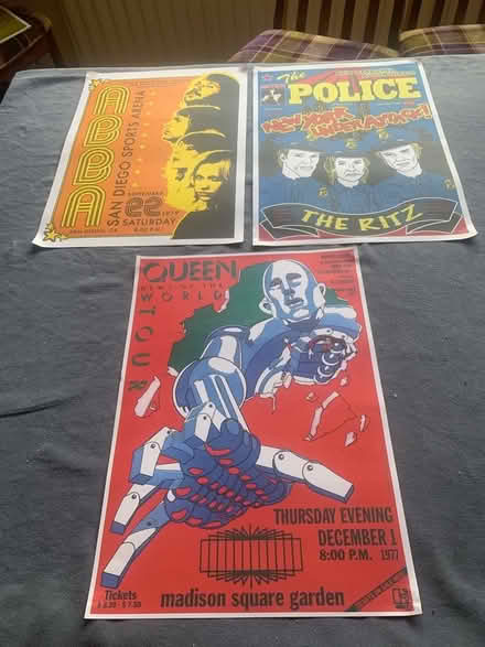 Photo of free 3 posters. (Hillingdon UB10) #1