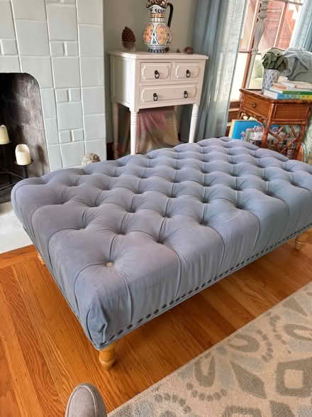 Photo of free Large Ottoman (Lake Merritt) #2