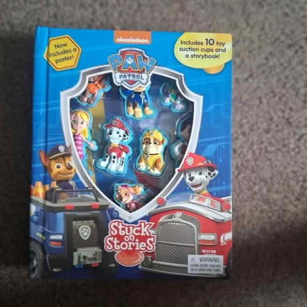 Photo of free Paw Patrol Book and figures (Wickford SS12) #1