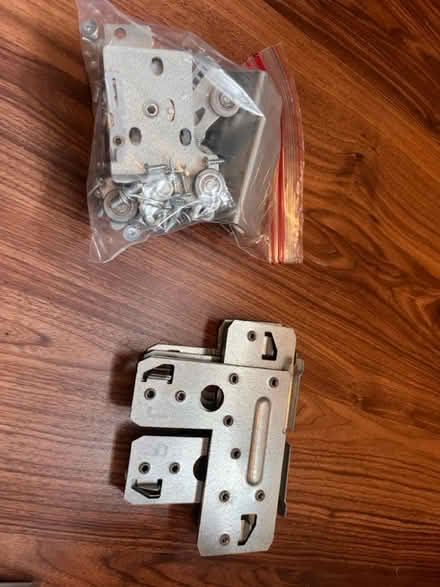 Photo of free IKEA pax wardrobe sliding doors (Farnborough GU14) #4