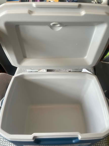 Photo of free Coleman cold box (Bournville B30) #3