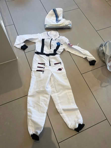Photo of free Astronaut costume, top, Nike shoes (Fulham SW6) #1