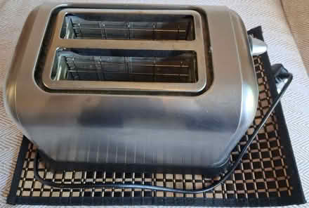 Photo of free 2-Slice Toaster (Catshill B61) #1