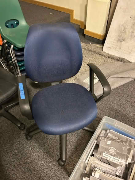 Photo of free Desk chairs (Beverly Grove in Los Angeles) #1