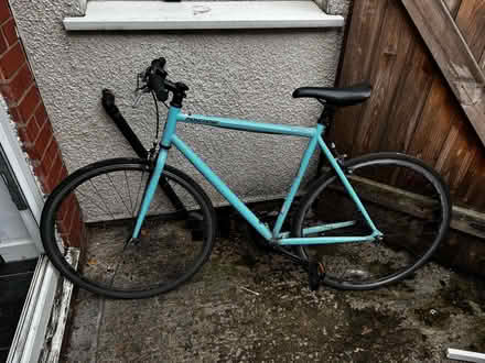Photo of free Adult Bicycle (Avenham PR1) #4