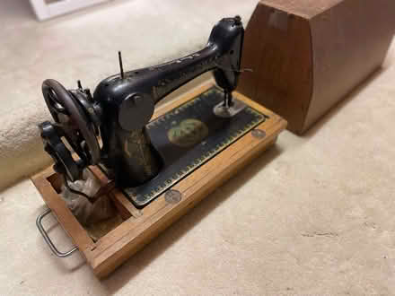 Photo of free Singer sewing machine (RH16) #3