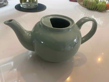 Photo of free Tea pot - NO LID (Esher KT10) #2