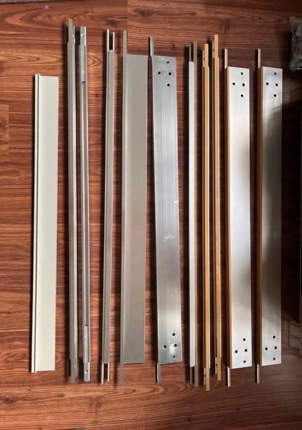 Photo of free IKEA pax wardrobe sliding doors (Farnborough GU14) #2