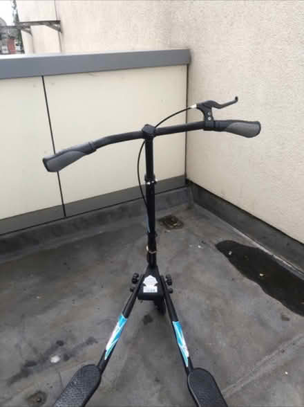 Photo of free Aoodil Swing Scooter (Cheshunt En8) #4