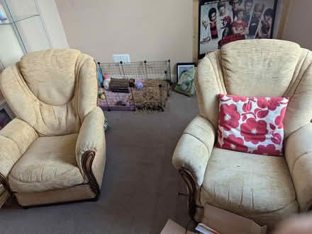 Photo of free 3 piece suite (morecambe LA4) #2