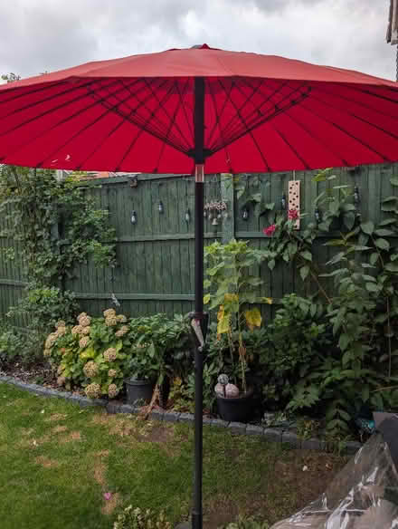 Photo of free Parasole & stand (Goffs Oak EN7) #1