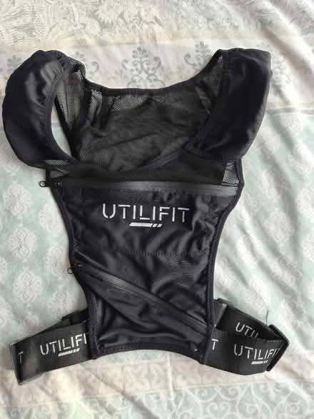 Photo of free Running vest (HA7) #1