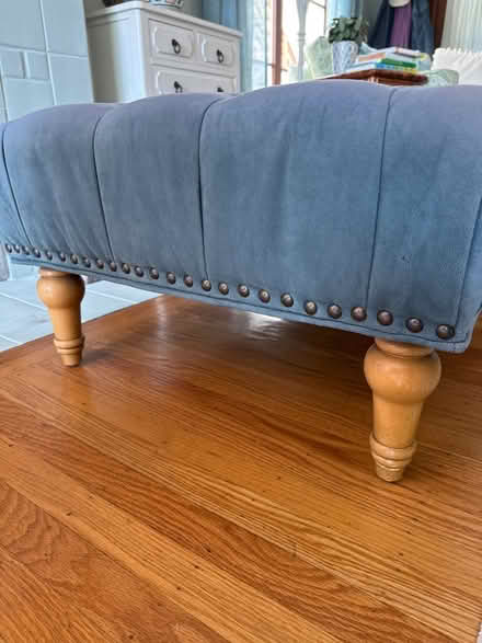 Photo of free Large Ottoman (Lake Merritt) #3