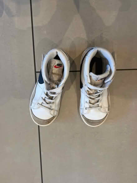 Photo of free Astronaut costume, top, Nike shoes (Fulham SW6) #3