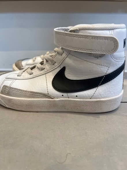 Photo of free Astronaut costume, top, Nike shoes (Fulham SW6) #4