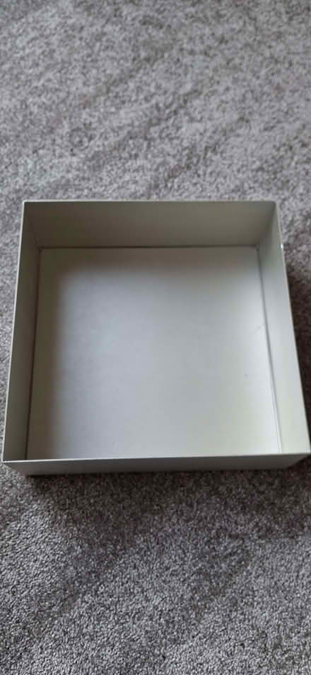 Photo of free Cake tin (Lower Broadheath WR2) #1