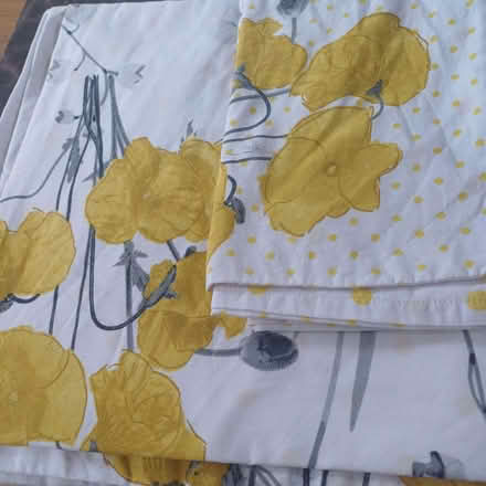 Photo of free Double Duvet Cover (Poplar E14) #1