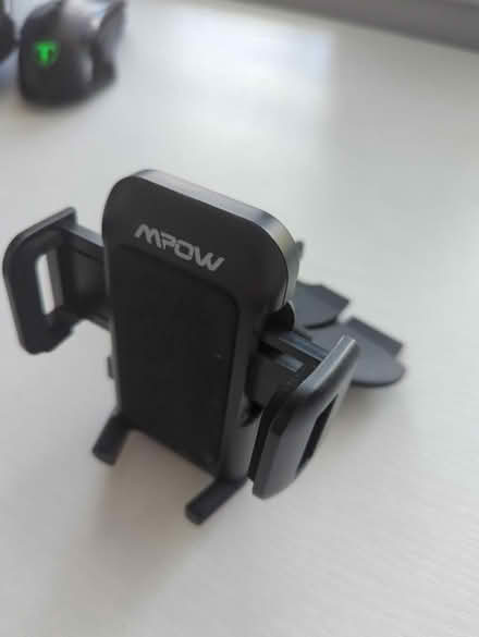 Photo of free Car phone holder (Eastcote Village HA5) #1