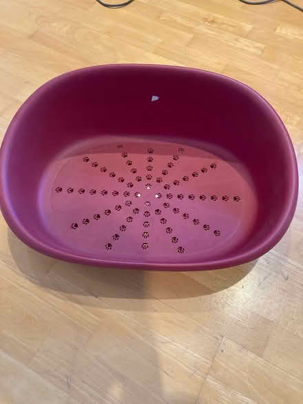 Photo of free Small dog bed (Kingston KT2) #1