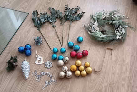 Photo of free Xmas decorations (Bussage GL6) #2