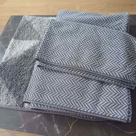 Photo of free Bathroom Set (Poplar E14) #1