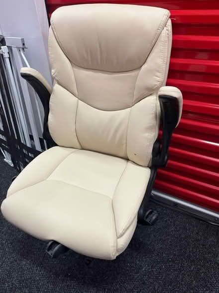 Photo of free Office chair (Bedford Stuyvesant) #1