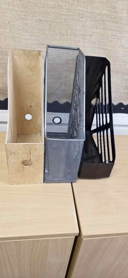 Photo of Magazine file holder (DE21) #1