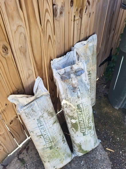 Photo of free Quikrete sand (Hill East) #1