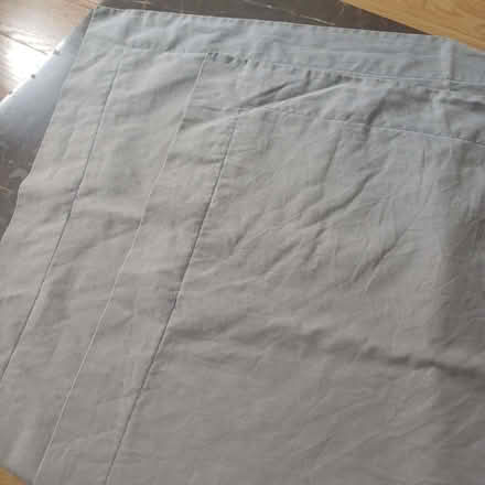 Photo of free Oxford Style Pillowcases (Poplar E14) #1